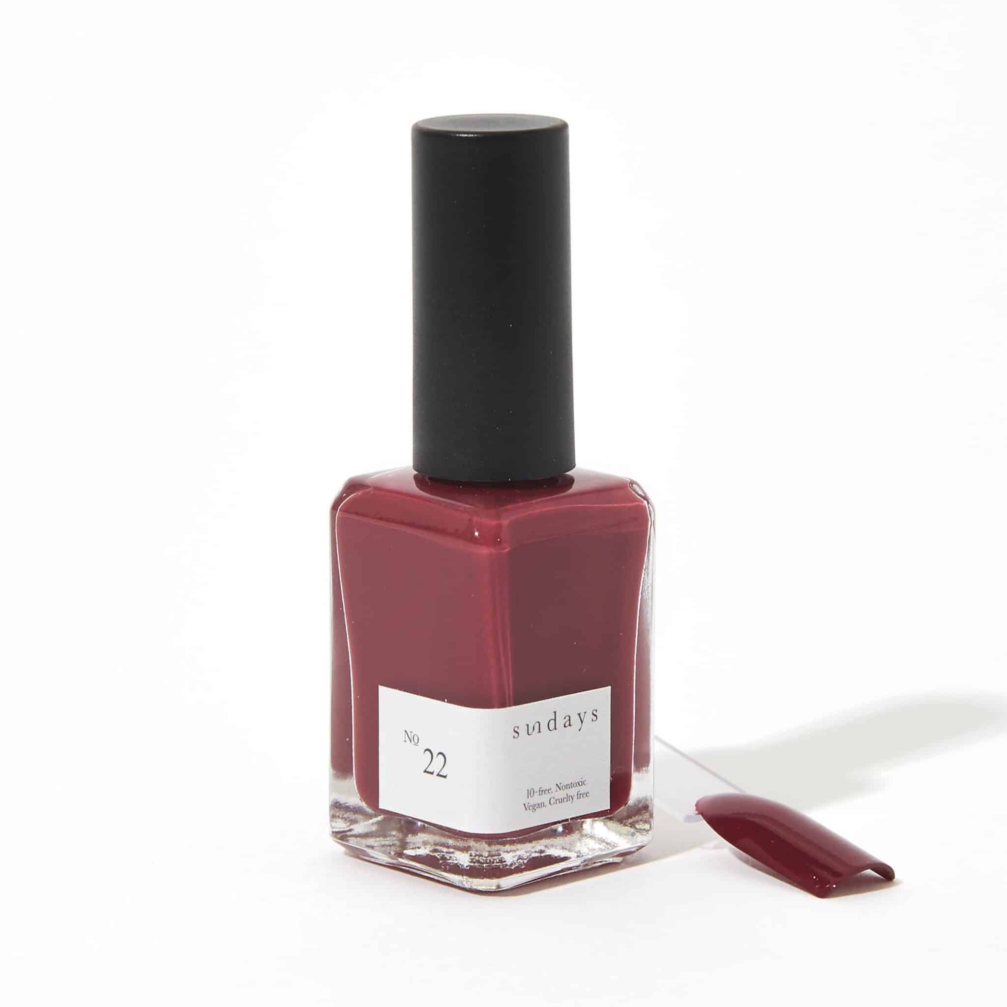 Non-toxic nail polish in purple mulberry