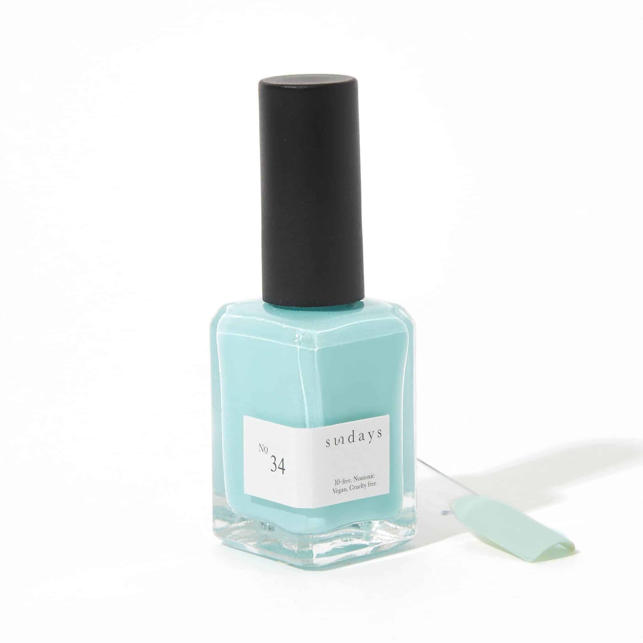 Non-toxic nail polish in eggshell turquoise