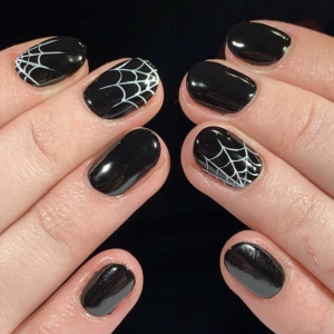 halloween nails spider weeb manicure